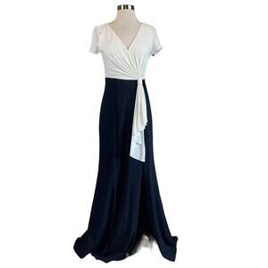 Adrianna Papell Short Sleeve A-Line Evening Gown Blue and White Size 2 Dress